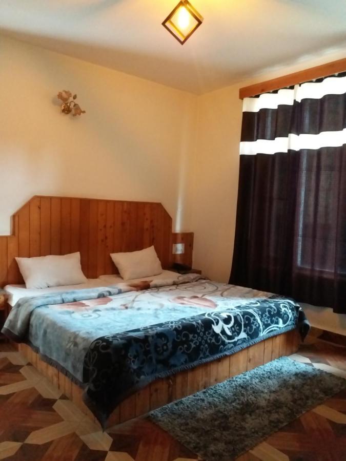 Hostel Hadimba Regency Manāli Exteriér fotografie