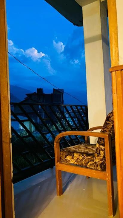 Hostel Hadimba Regency Manāli Exteriér fotografie